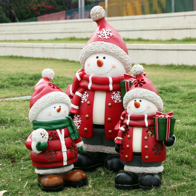 Waterproof Outdoor Christmas Decoration Fiberglass Resin Santa Claus with Gift Box Statue for Sale